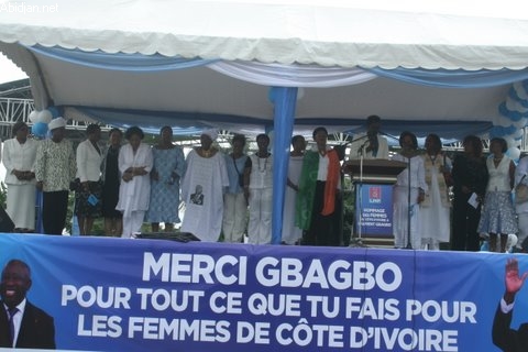 Crise ivoirienne : La motion de soutien des Femmes patriotes au Président Gbagbo